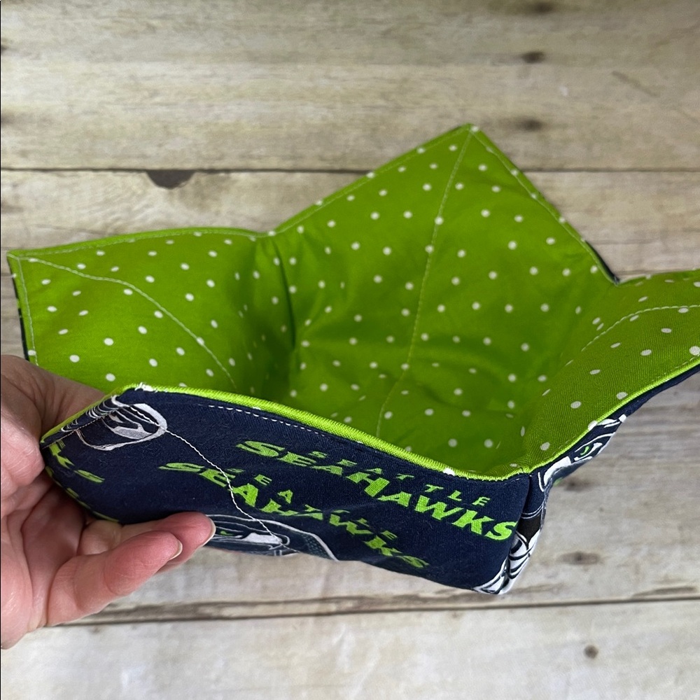 Microwave Bowl Cozy Reversible NFL Seattle Seahawks - Picture 8 of 8